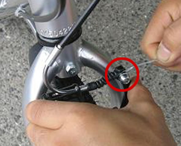 サイクルヒーローの自転車トリビア ブレーキまわりの調整 大阪の自転車を守るヒーローがいる自転車屋 サイクルヒーローの自転車トリビア ブレーキまわりの調整 大阪の自転車を守るヒーローがいる自転車屋